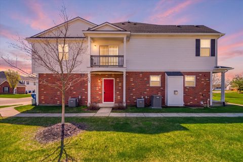 Photo of 1304 Riversedge Drive, Saline, MI 48176 (MLS # 26017642)