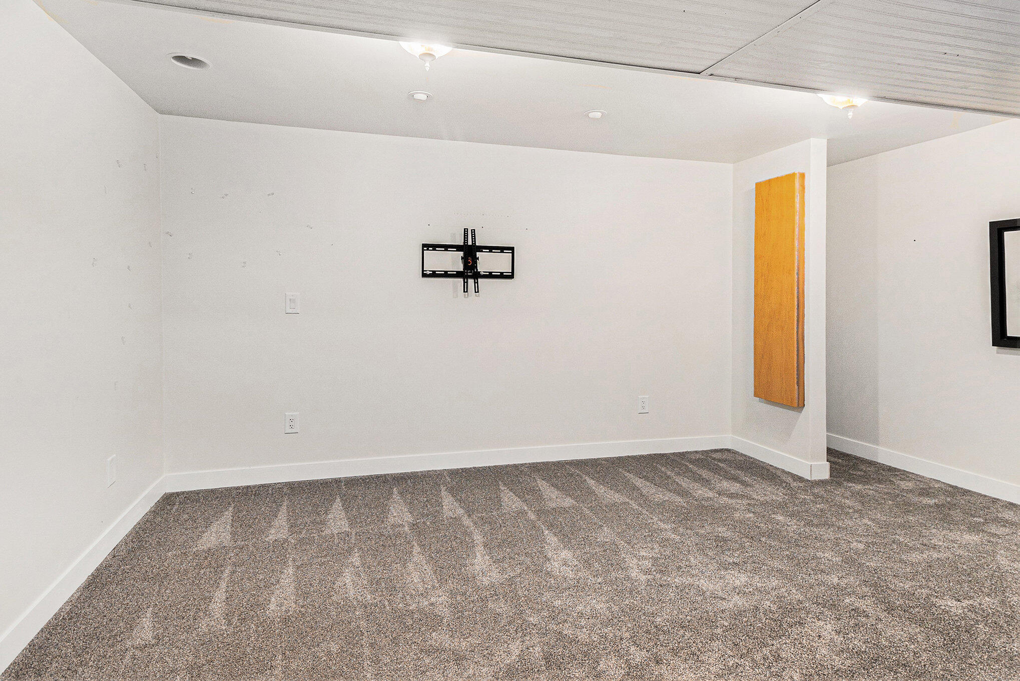 Climax, Michigan 49034, United States, 3 Bedrooms Bedrooms, ,2 BathroomsBathrooms,Residential,Pending,109529