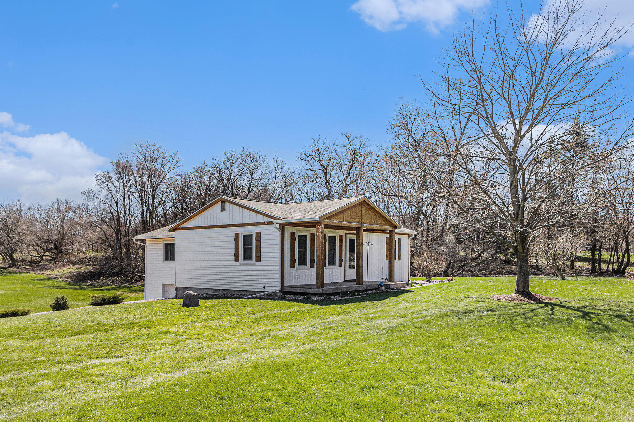 Climax, Michigan 49034, United States, 3 Bedrooms Bedrooms, ,2 BathroomsBathrooms,Residential,Pending,109529