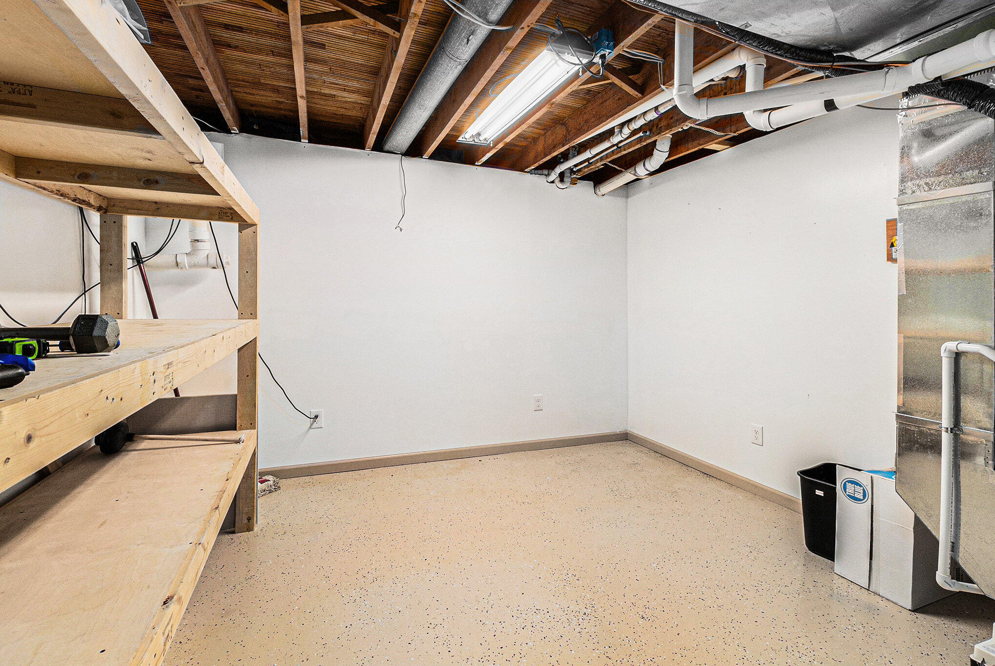 Climax, Michigan 49034, United States, 3 Bedrooms Bedrooms, ,2 BathroomsBathrooms,Residential,Pending,109529