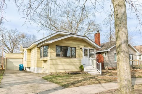 Photo of 2272 Miner Avenue, Muskegon, MI 49441 (MLS # 26013310)