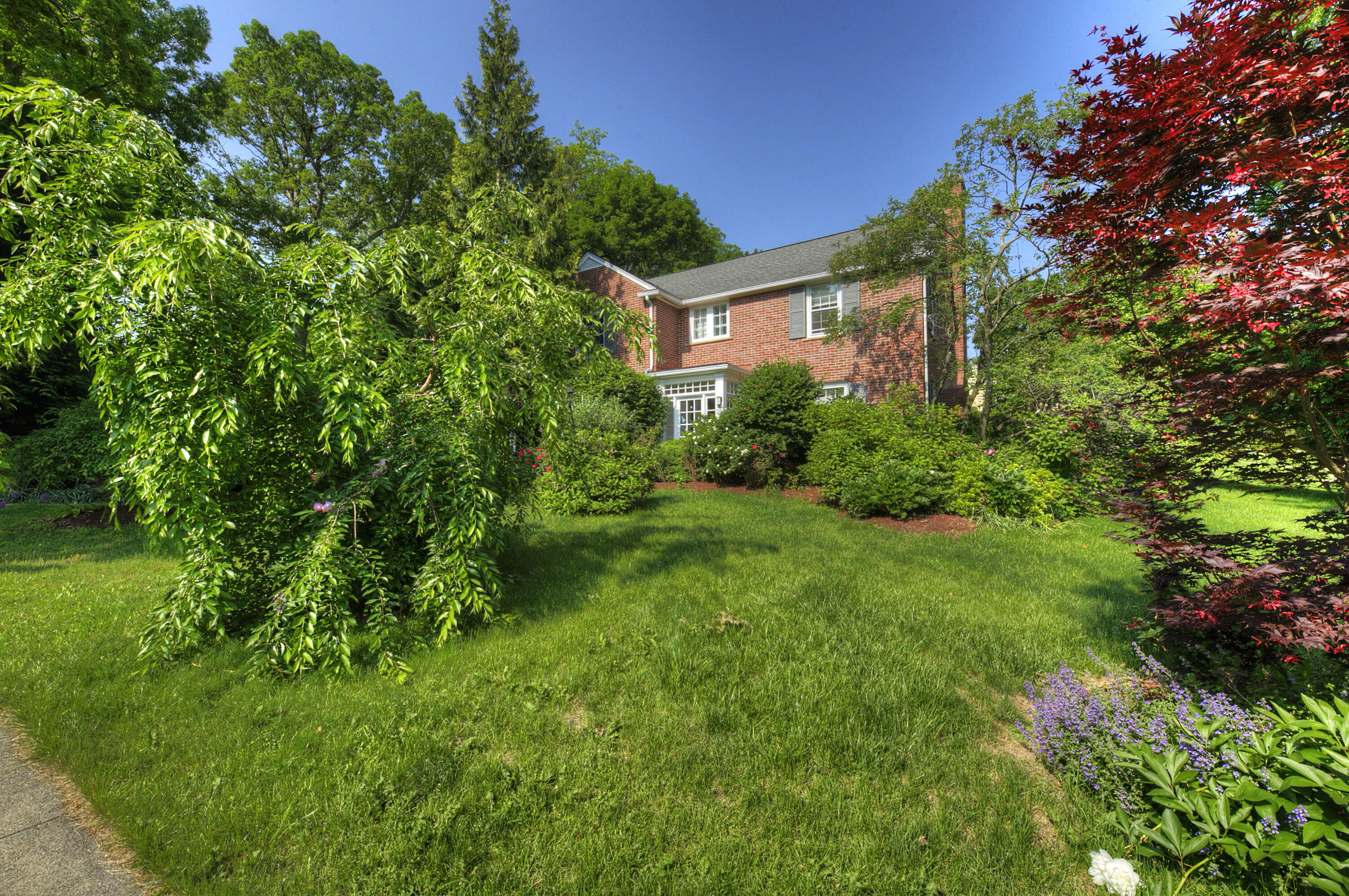700 Avon Road