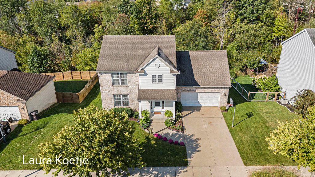 Photo of 165 Hawthorne Court NE, Rockford, MI 49341 (MLS # 25050018)