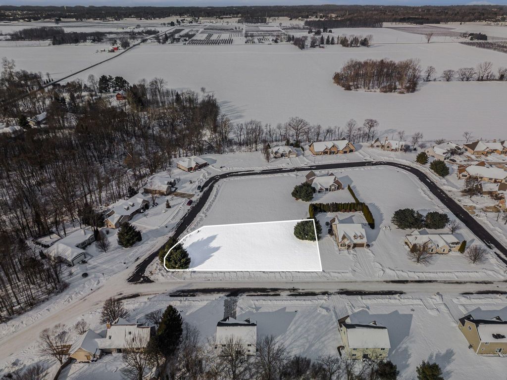 Photo of 573 Wittenberg Path, St. Joseph, MI 49085 (MLS # 26005123)