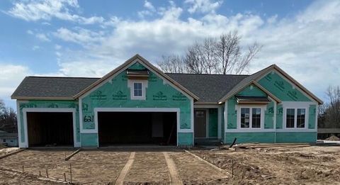 621 Waterford Village Drive, Walker, MI 49534 - MLS#: 25016902
