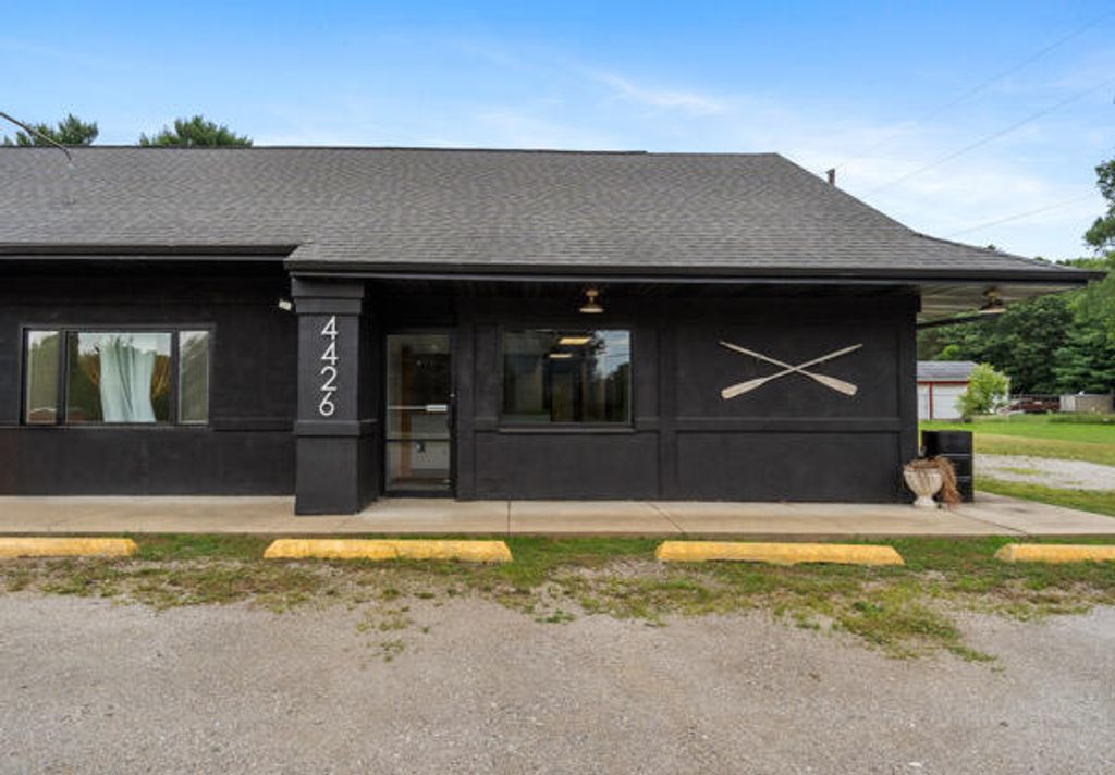 Photo of 4426 E Berry Road, Pleasant Lake, MI 49272 (MLS # 25056568)