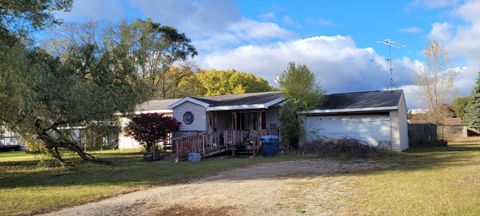 Photo of 8570 E Hawley Road, Hesperia, MI 49421 (MLS # 25054704)