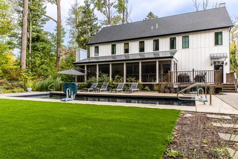 9350 Lakeside Lane Lakeside MI 49116