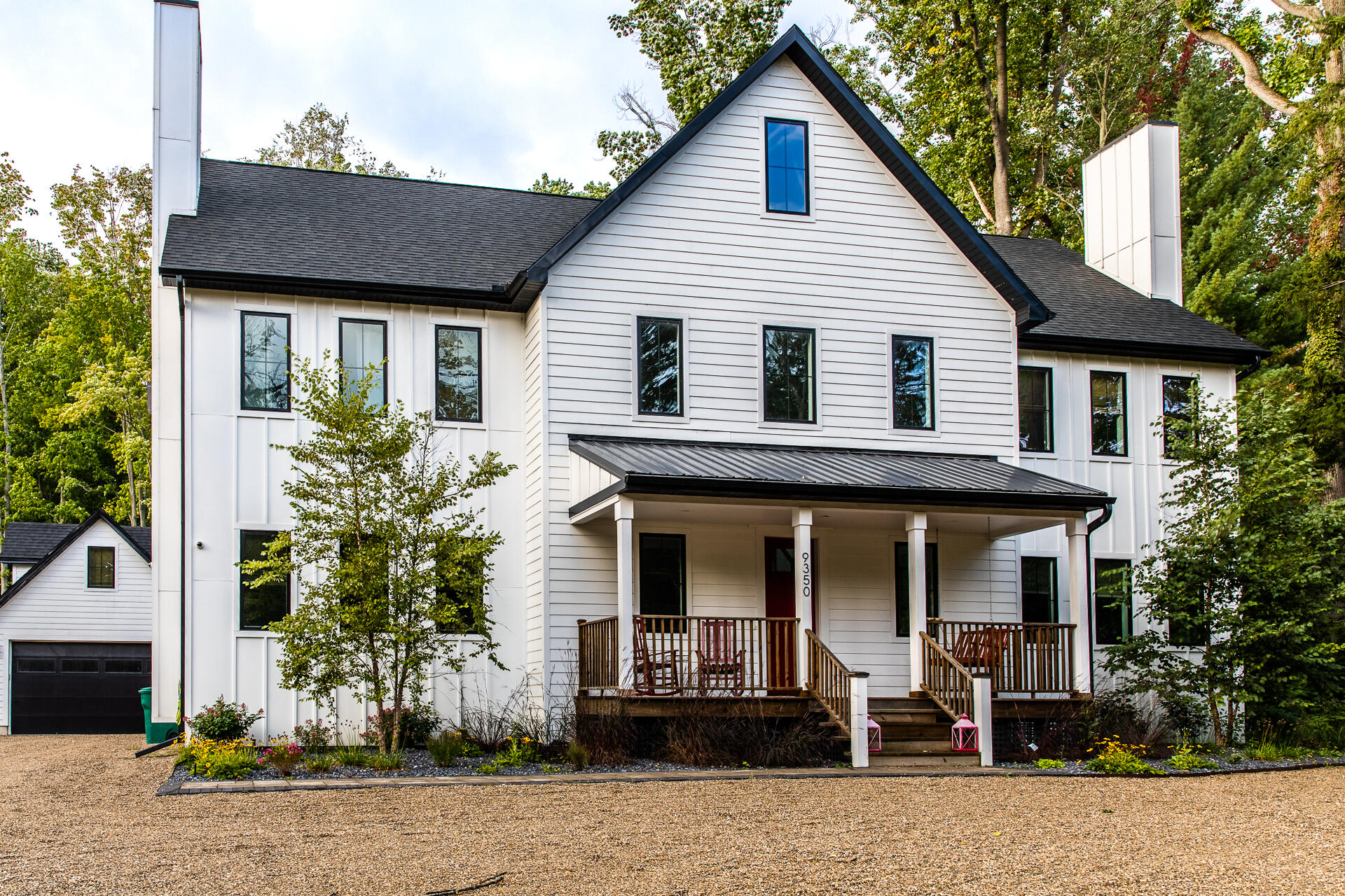 9350 Lakeside Lane