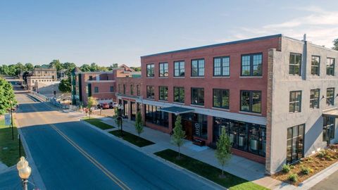 Photo of 86 Washington Street #-Unit1, Manistee, MI 49660 (MLS # 25055034)