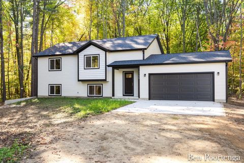 Photo of 11629 Crimson Creek Drive, Gowen, MI 49326 (MLS # 25053544)