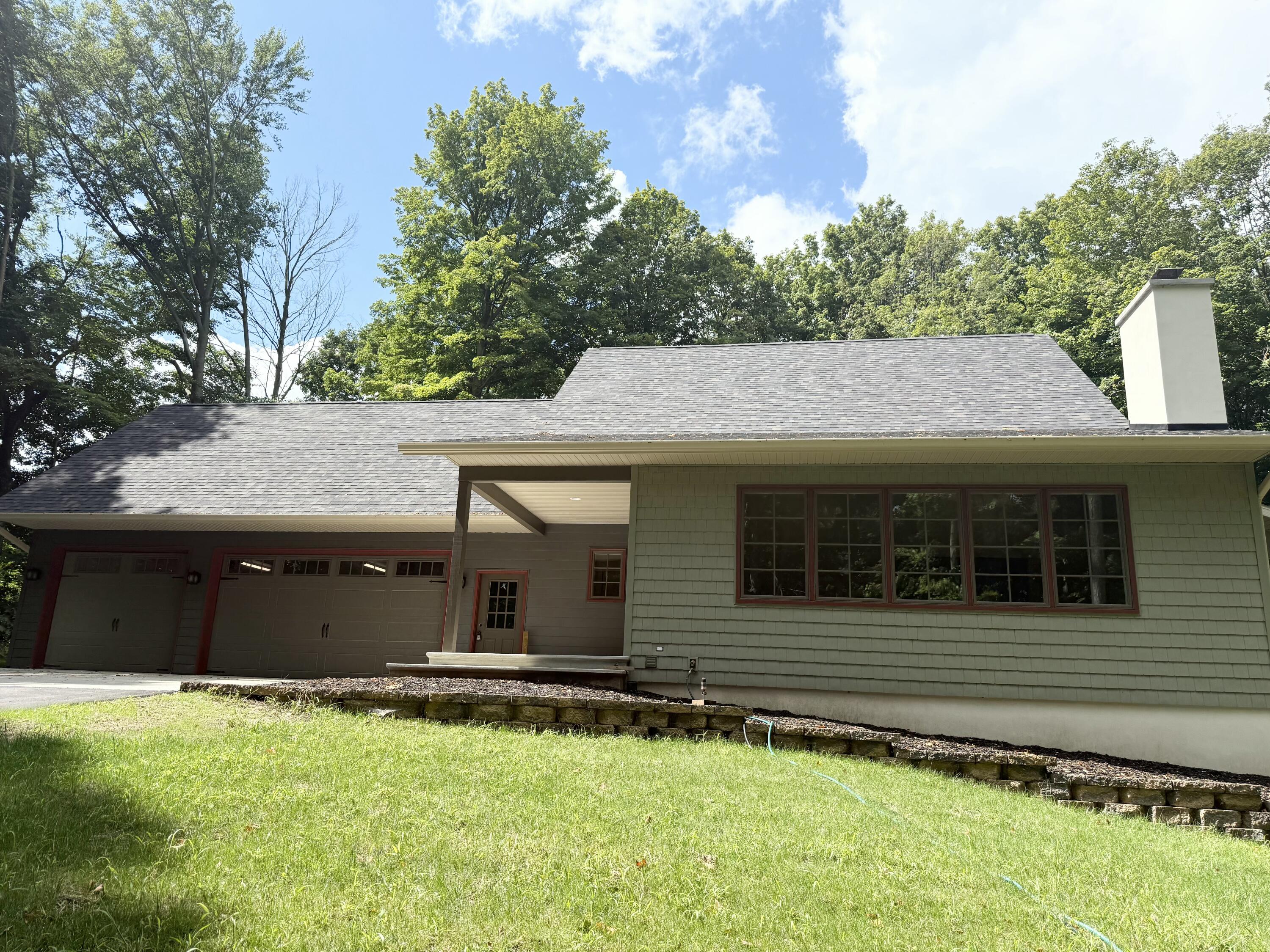 8606 Lakewood Trail