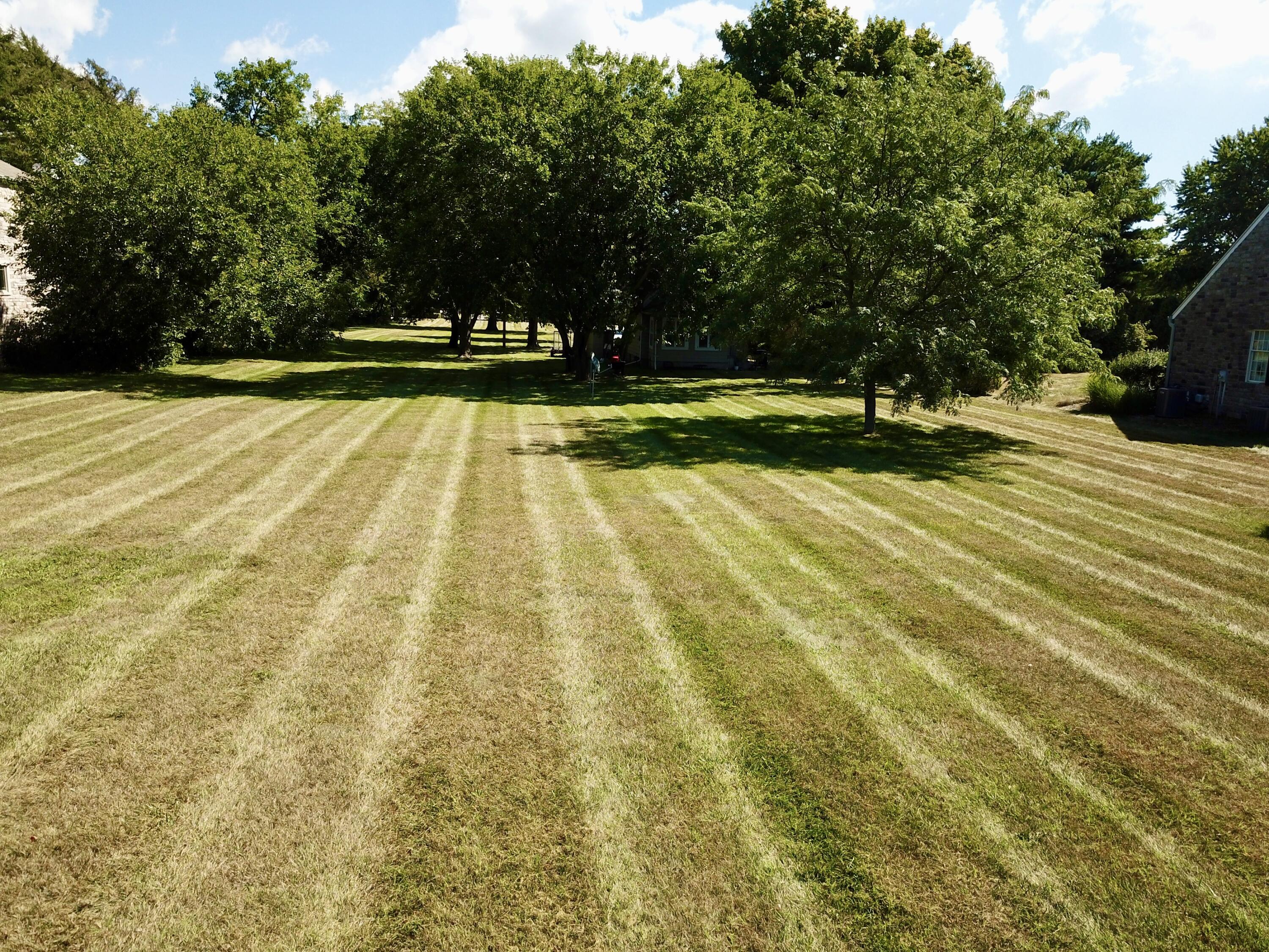 3274 Lakeshore Drive