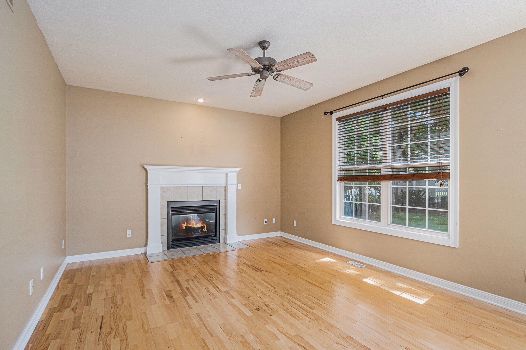 Portage, Michigan 49024, United States, 4 Bedrooms Bedrooms, ,4 BathroomsBathrooms,Residential,Active,194422