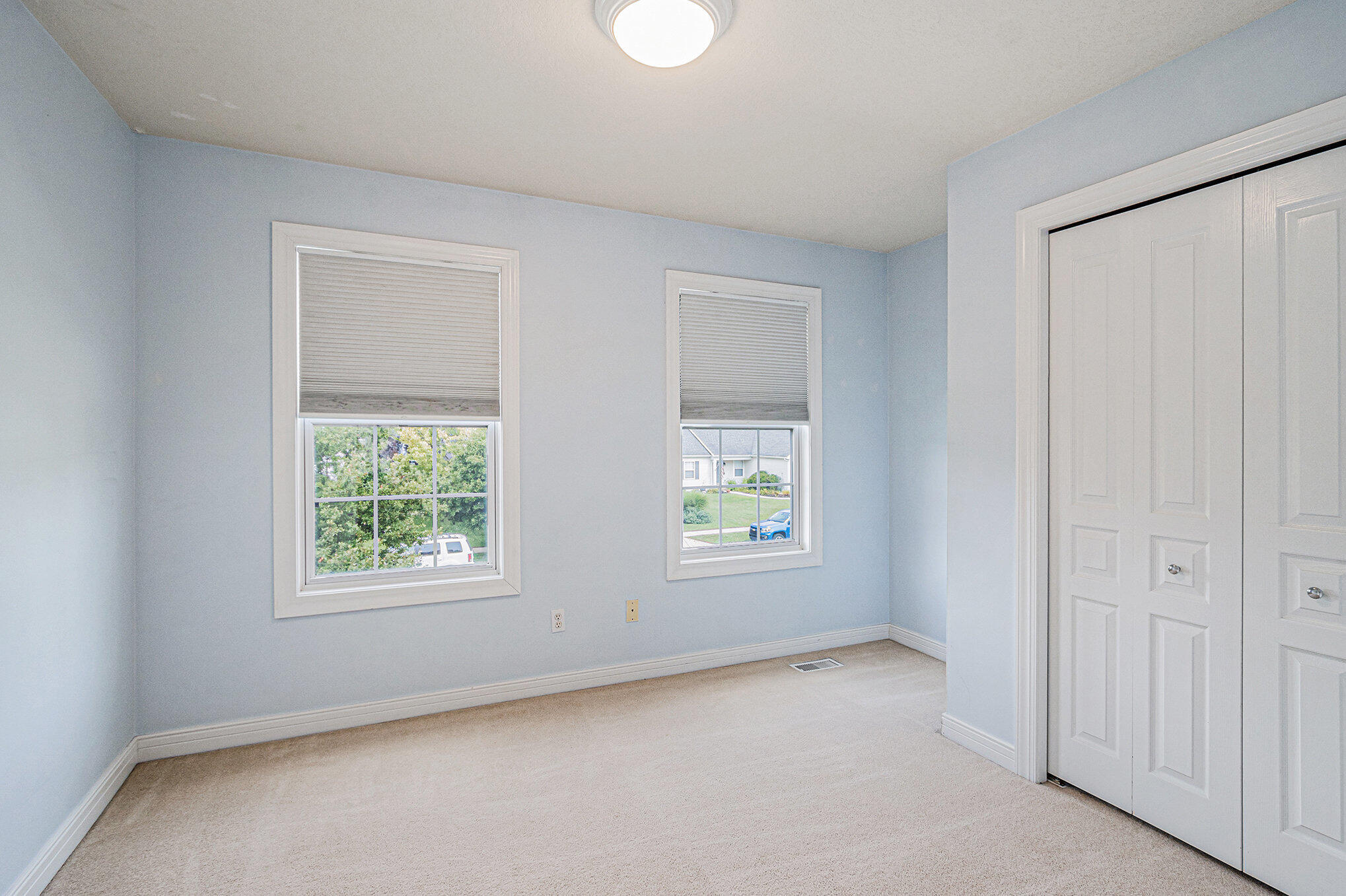 Portage, Michigan 49024, United States, 4 Bedrooms Bedrooms, ,4 BathroomsBathrooms,Residential,Active,194422