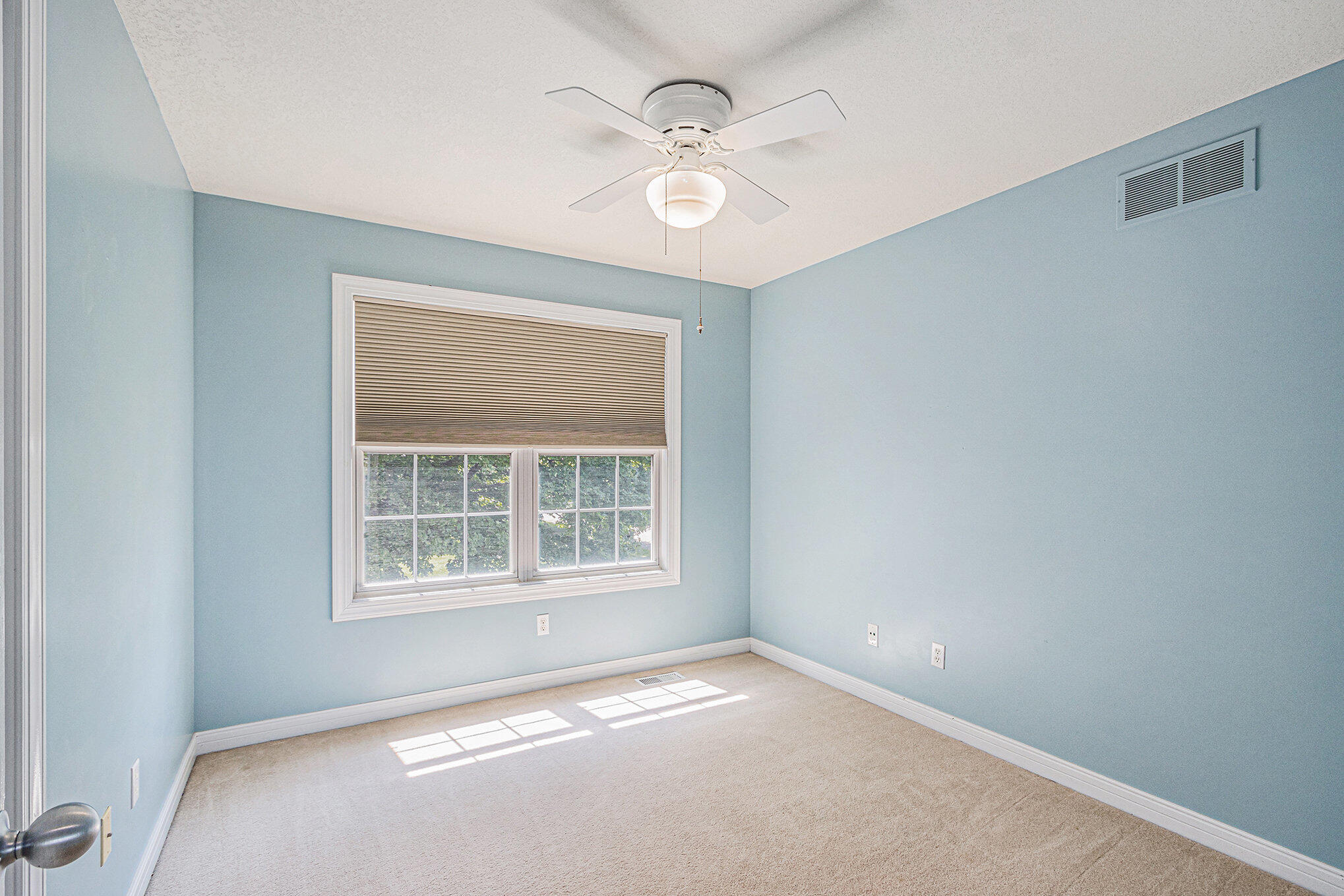 Portage, Michigan 49024, United States, 4 Bedrooms Bedrooms, ,4 BathroomsBathrooms,Residential,Active,194422