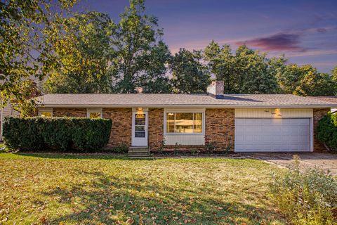 Photo of 146 Indian Road, Battle Creek, MI 49017 (MLS # 25061078)