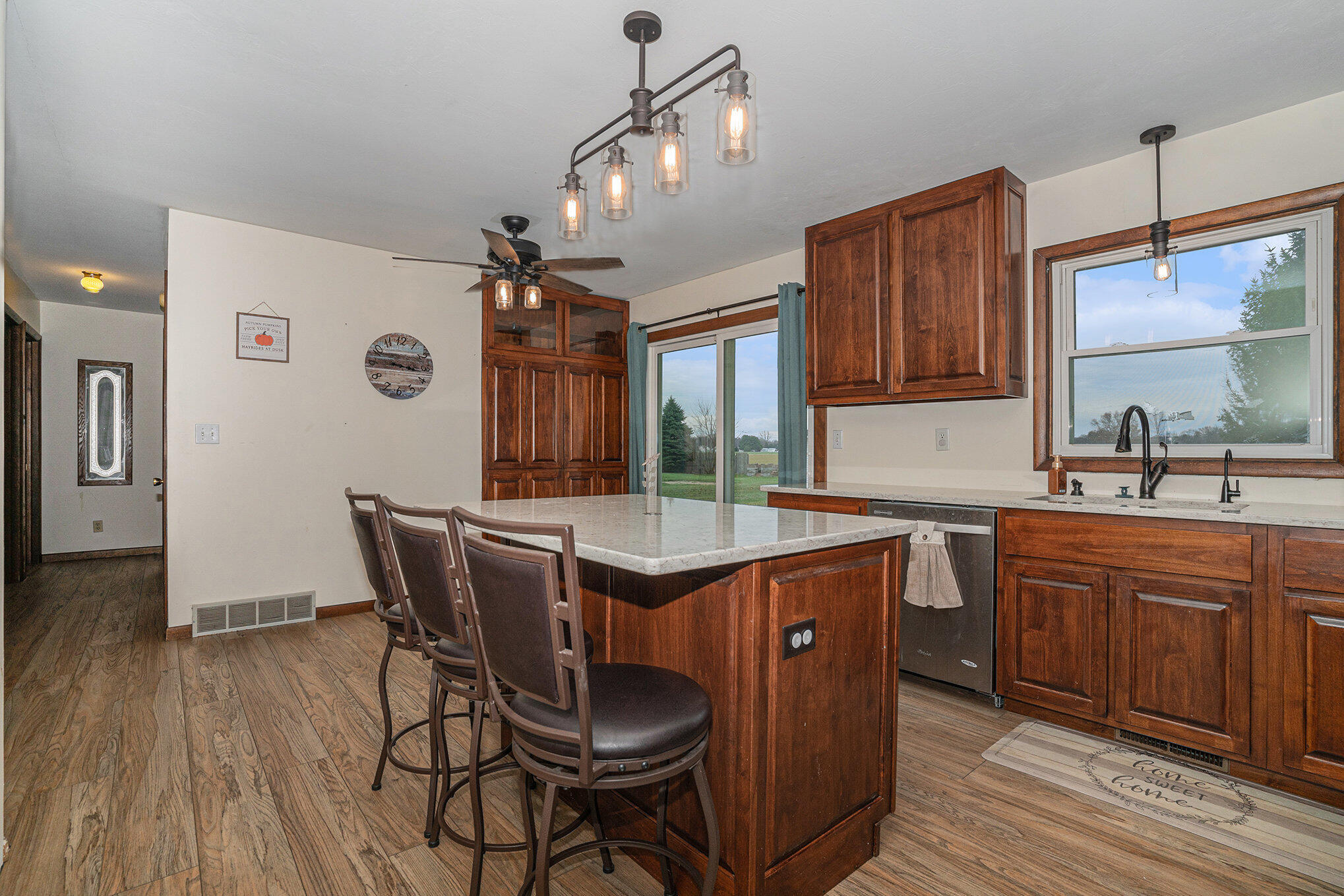 White Pigeon, Michigan 49099, United States, 3 Bedrooms Bedrooms, ,2 BathroomsBathrooms,Residential,Active,248278