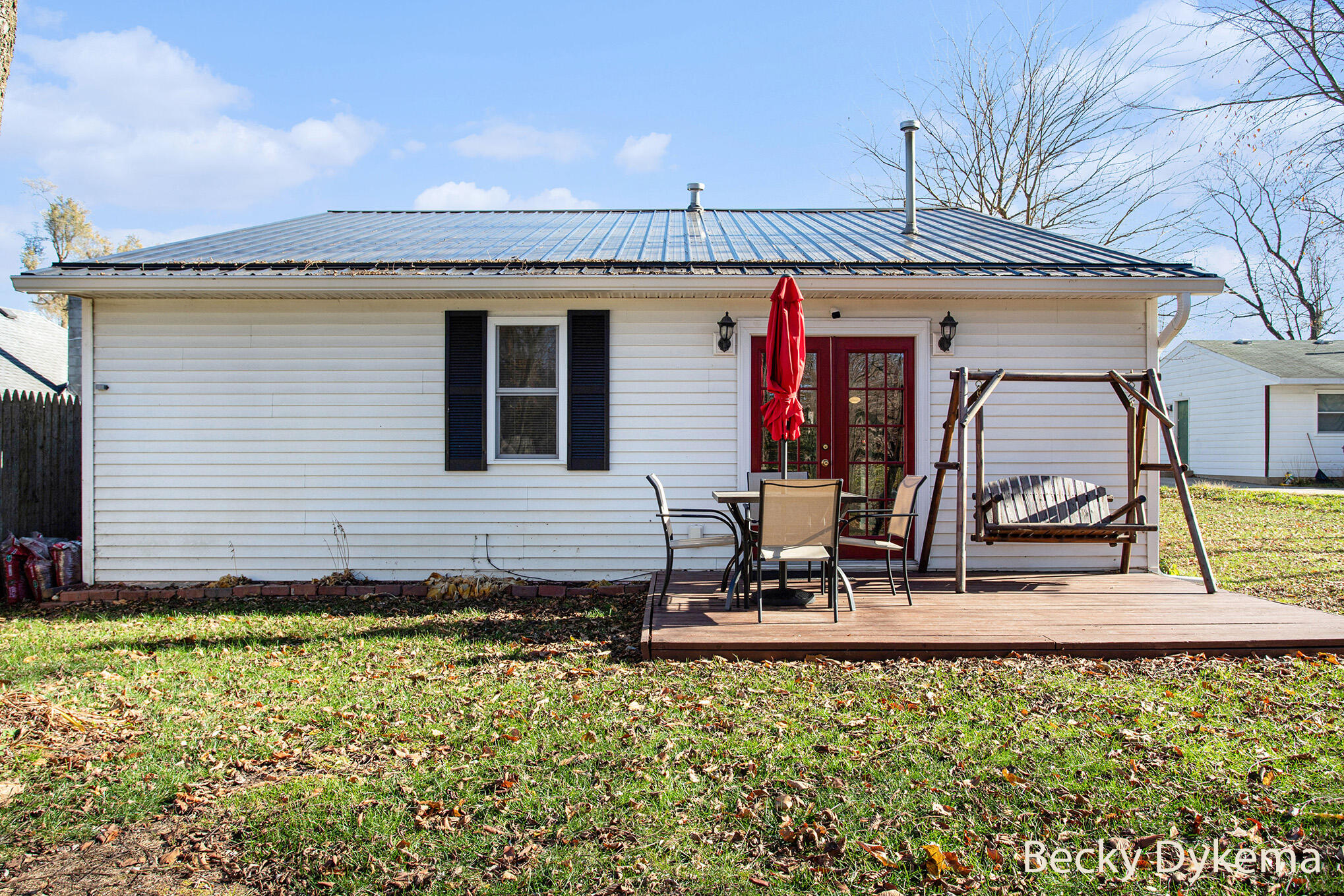 Portage, Michigan 49024, United States, 2 Bedrooms Bedrooms, ,1 BathroomBathrooms,Residential,Active,246598