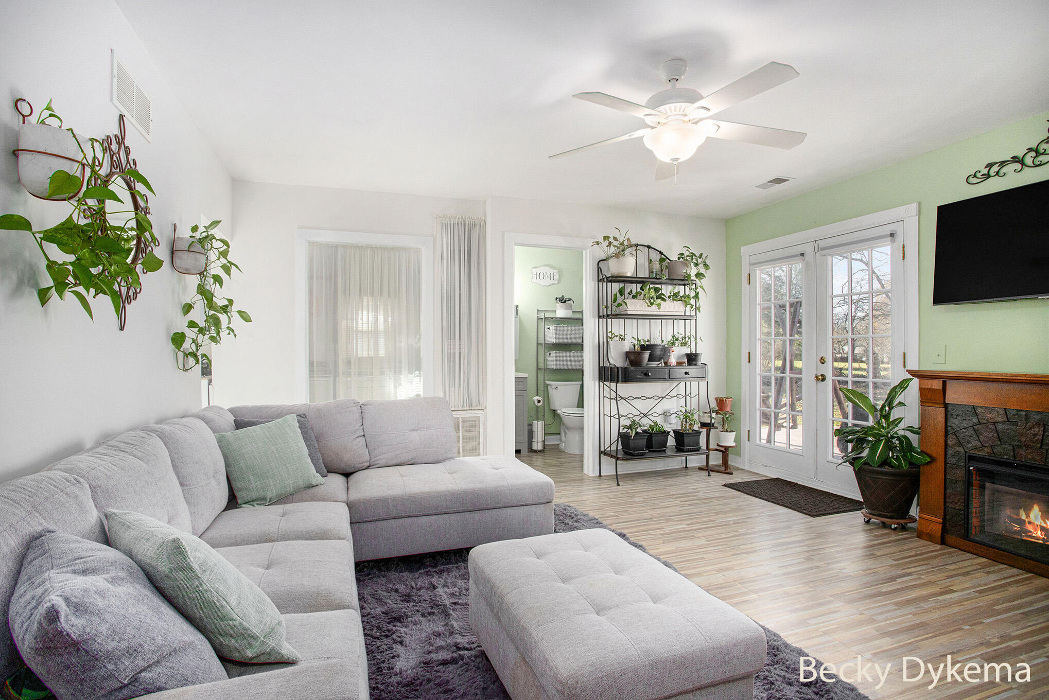 Portage, Michigan 49024, United States, 2 Bedrooms Bedrooms, ,1 BathroomBathrooms,Residential,Active,246598