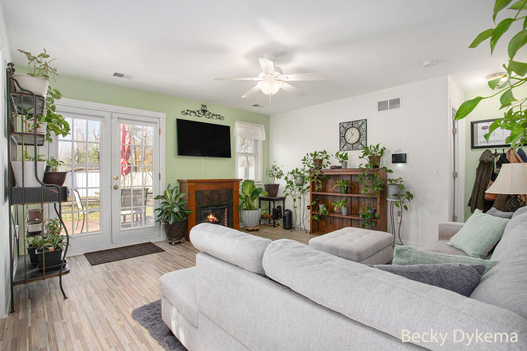 Portage, Michigan 49024, United States, 2 Bedrooms Bedrooms, ,1 BathroomBathrooms,Residential,Active,246598