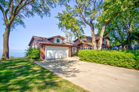 Photo of 910 Adams Road, South Haven, MI 49090 (MLS # 25050435)