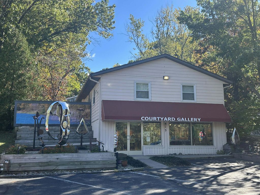 Photo of 1 S Griffith Street, New Buffalo, MI 49117 (MLS # 26005802)