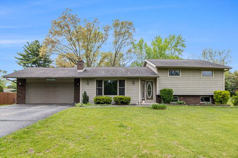 34113 Vauxhill Drive, Paw Paw, MI 49079 - MLS#: 25022268