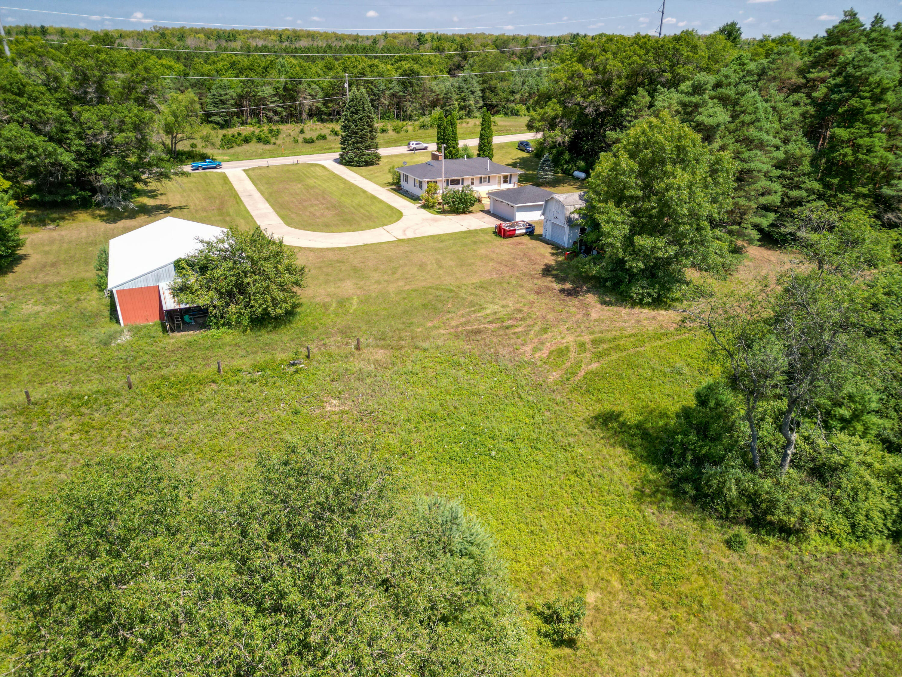 View Newaygo, MI 49337 house