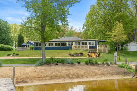 08763 Silver Lake Rd Road Grand Junction MI 49056