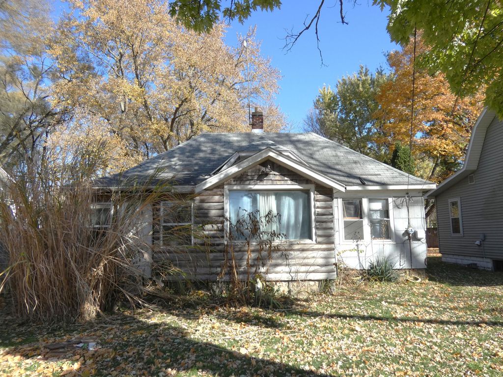 Photo of 1161 Coolidge Avenue, Benton Harbor, MI 49022 (MLS # 25058567)