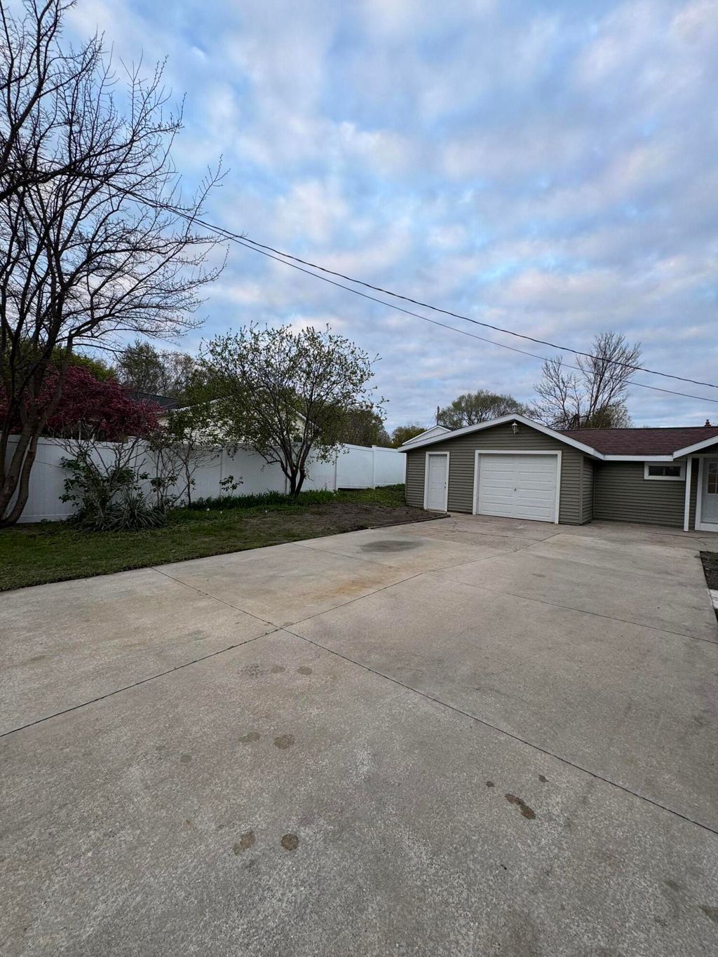 Photo of 103 E Savidge Street, Spring Lake, MI 49456 (MLS # 26022197)