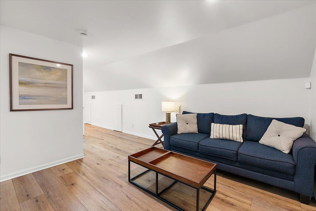 Listing 12