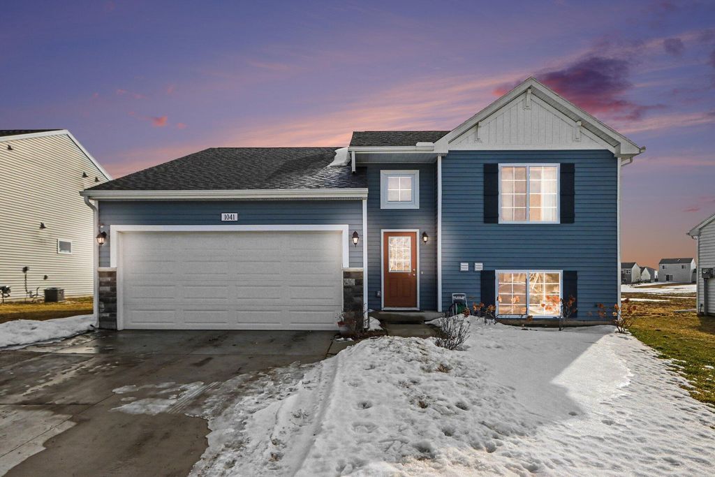 Photo of 1041 Cooley Mill Lane, Vicksburg, MI 49097 (MLS # 26005807)