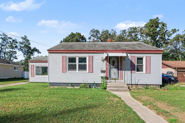 1461 CRESTON ST, MUSKEGON, MI 49442 - Image 431319dc726760d3be0b1006aec706ff/328615560
