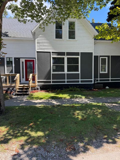 Photo of 805 High Street, Manistee, MI 49660 (MLS # 25044509)