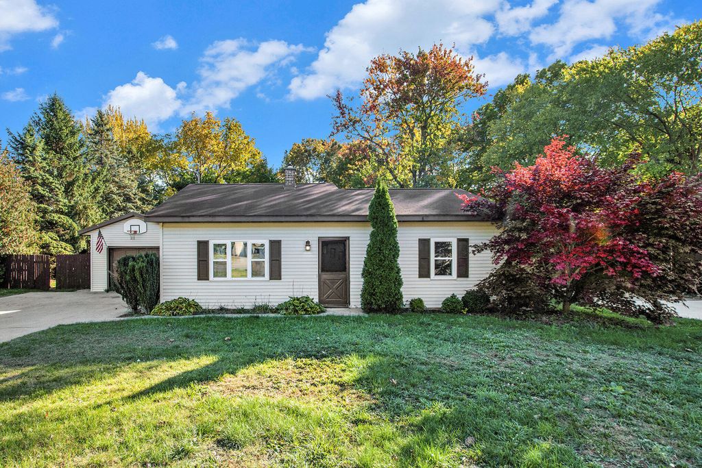 Photo of 694 Riley Street, Holland, MI 49424 (MLS # 25056168)