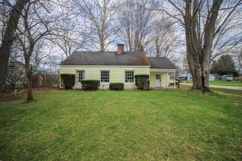 Photo of 755 White Pigeon Road, Constantine, MI 49042 (MLS # 26013179)