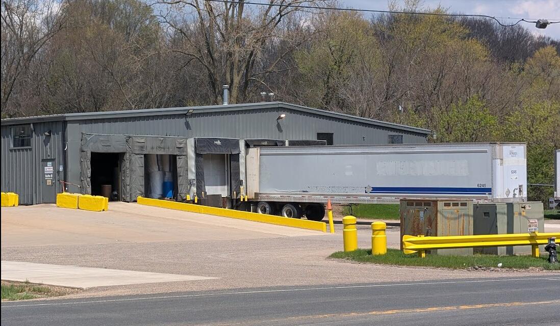 2400 Ravine Rd, Kalamazoo, MI 49004
