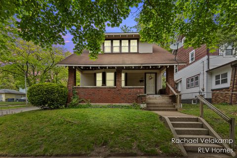 1001 Prince Street SE, Grand Rapids, MI 49507 - MLS#: 25022140