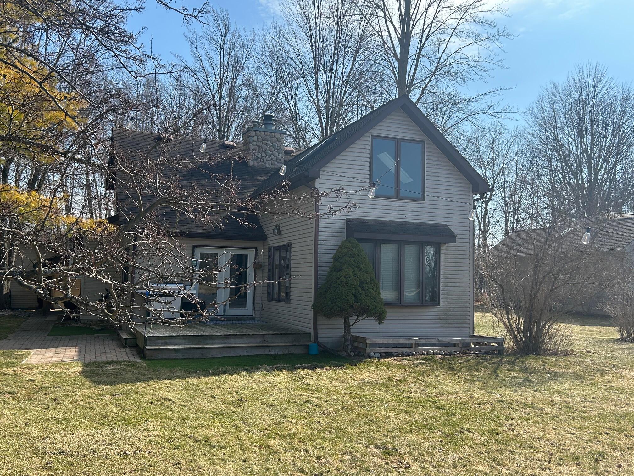 9158 Elmwood Court