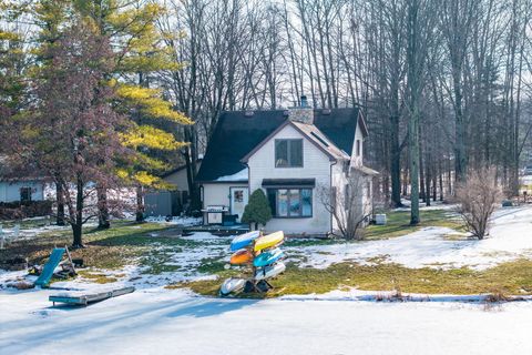 9158 Elmwood Court Canadian Lakes MI 49346