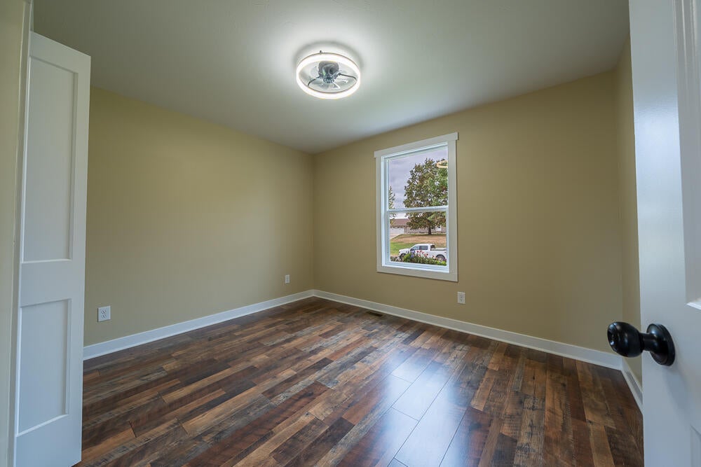Listing 7