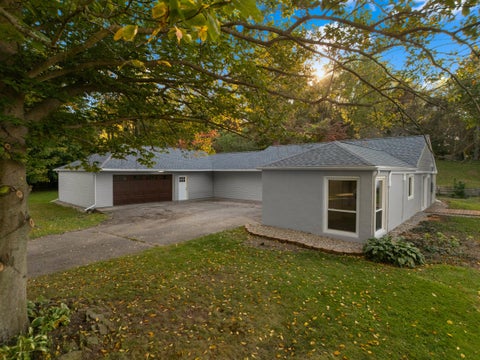 Photo for 11641 22 Mile Road