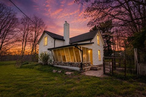 Photo of 3461 E Bradshaw Road, Custer, MI 49405 (MLS # 26021522)