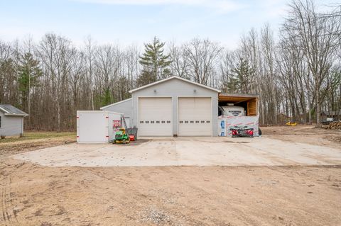 19117 Joslin Circle Big Rapids MI 49307