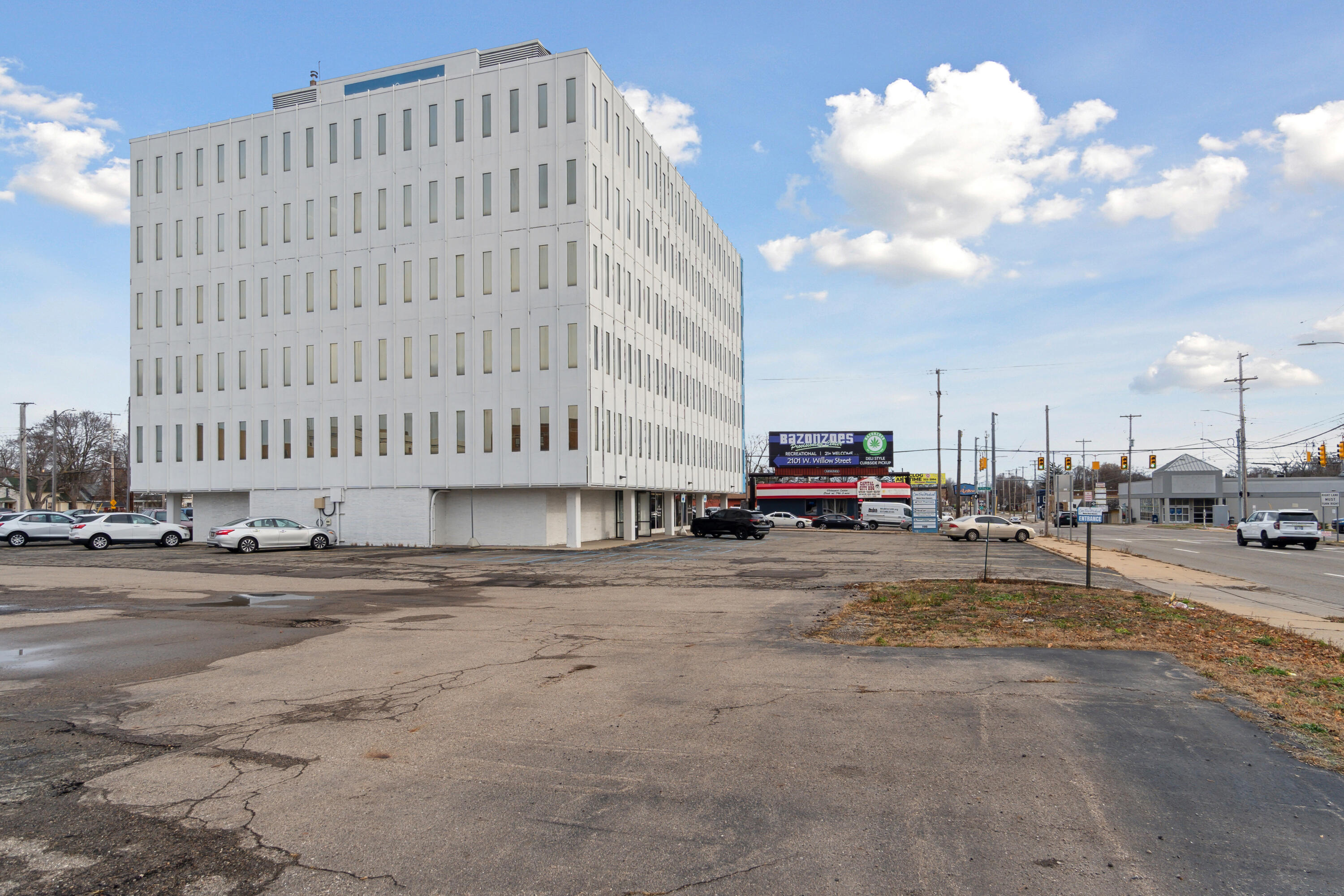1100 W Saginaw Street