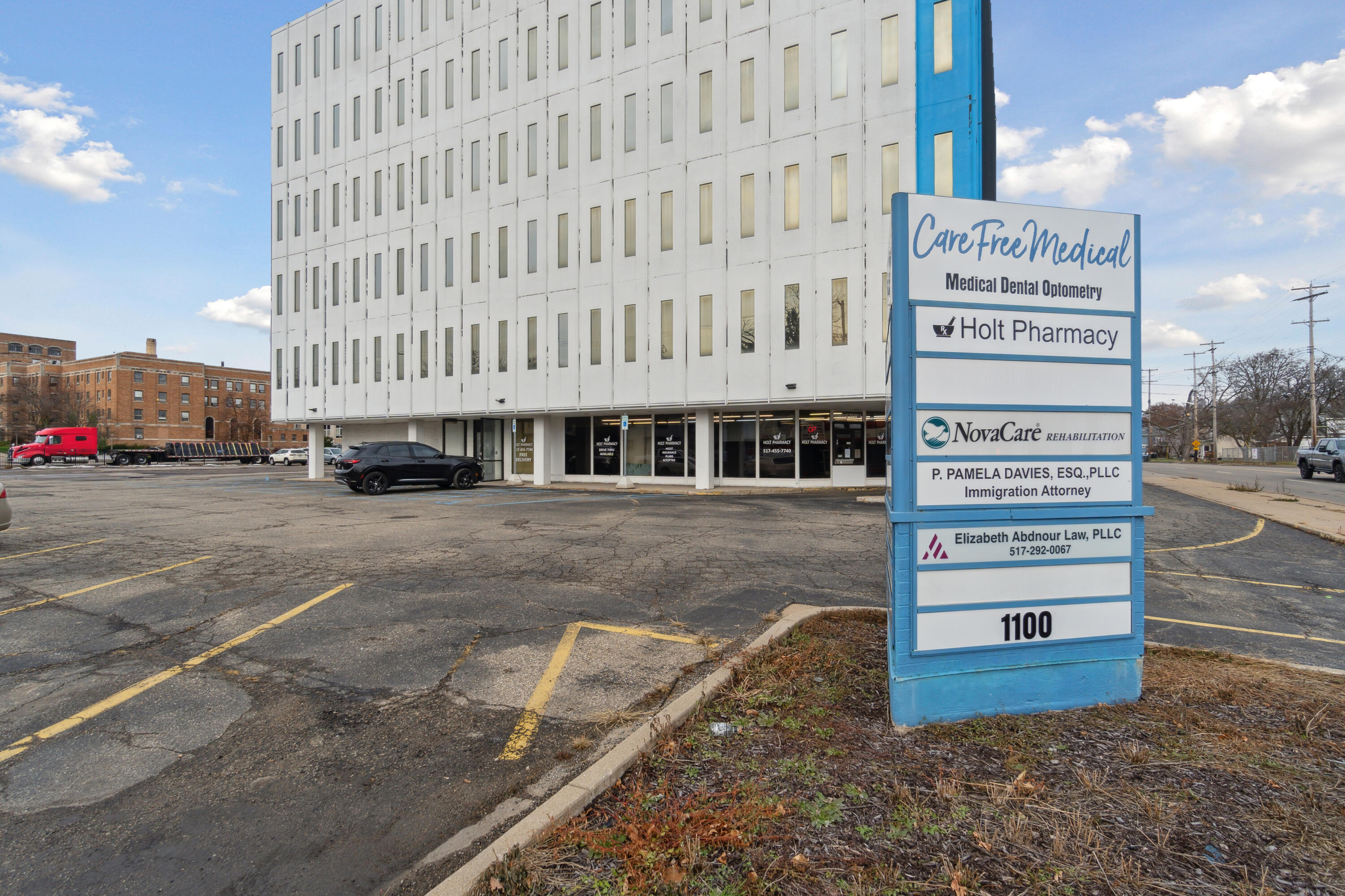 1100 W Saginaw Street
