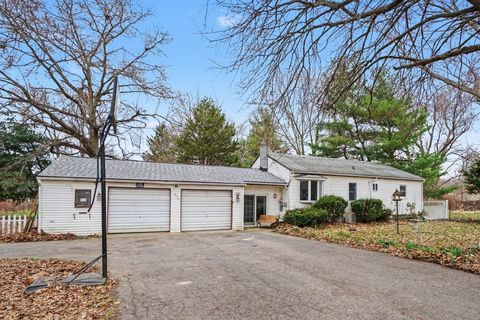 374 Elliot Road Kalamazoo MI 49048