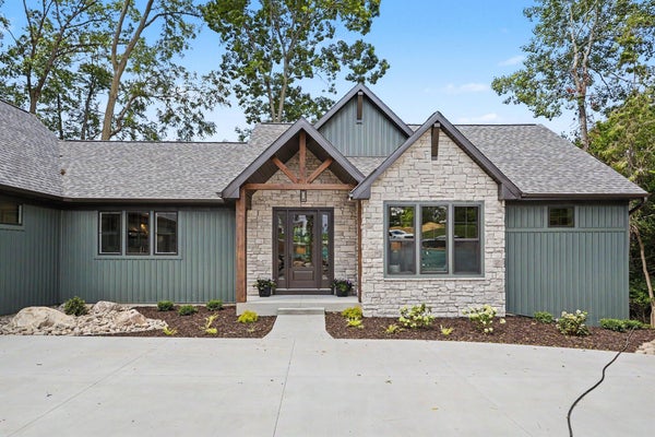 10445 COUNTRY CLUB DR, RICHLAND, MI 49083 - Image 45a958aec0e55629bf01ff4e2aa70921/132938697